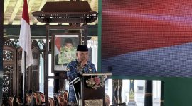 Kepala Dinas Pendidikan, Pemuda, dan Olahraga (Disdikpora) Wonosobo, Musofa, saat membuka kegiatan Implementasi Kongres Kebudayaan Jawa III tingkat Kabupaten Wonosobo di Pendopo Selatan.