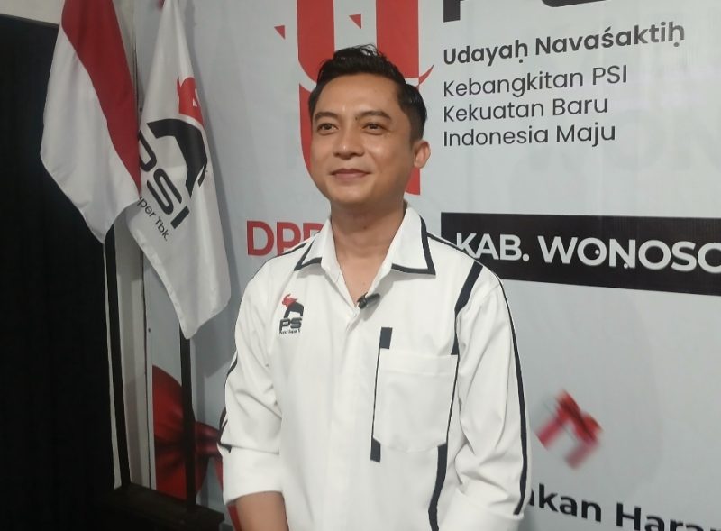 Ketua DPD PSI Wonosobo, Budiadi Gunawan yang akrab disapa Igun, dalam acara syukuran HUT PSI ke-11.