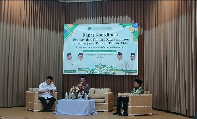 Kantor Kementerian Agama Kabupaten Wonosobo menggelar Rapat Koordinasi Evaluasi dan Validasi Data Pesantren pada Rabu (26/11/2025) di Aroma Resto.