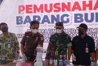 Pumusnahan barang bukti kasus pidana oleh Kejaksaan Negeri Wonosobo.
