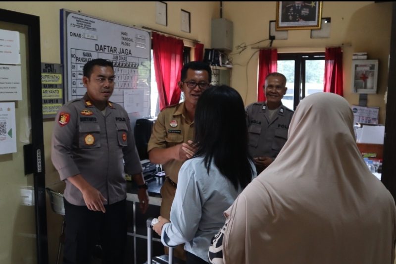 Korban saat sudah berada di Polsek Sapuran Wonosobo untuk diserahkan ke pihak keluarga.