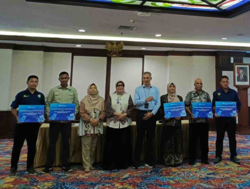 Kantor Perwakilan Bank Indonesia Provinsi Jawa Tengah menyerahkan Program Implementasi Kebijakan Ekonomi Keuangan Daerah (PI-KEKDA).