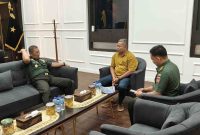Kades Talunombo, Badarudin melakukan pertemuan bersama Danrem 072/Pamungkas Brigjen TNI Bambang Sujarwo di Makorem 072, Selasa (20/1/2026).