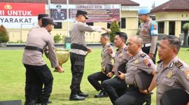 Polres Wonosobo menggelar upacara kenaikan pangkat pengabdian dan kenaikan pangkat reguler periode 1 Januari 2026.