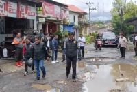 Bupati Wonosobo, Afif Nurhidayat saat mengecek jalan rusak di Watumalang saat Touring HPN 2026.