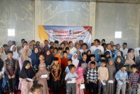 Santunan anak yatim dalam rangka HUT Partai Gerindra Wonosobo.