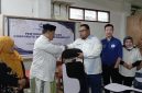 Penyaluran bantuan CSR berupa kursi sekolah ke Pondok Pesantren Al-Falah Berbaur Sapuran Kabupaten Wonosobo.