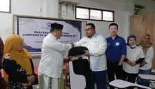 Penyaluran bantuan CSR berupa kursi sekolah ke Pondok Pesantren Al-Falah Berbaur Sapuran Kabupaten Wonosobo.