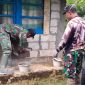 Anggota Kodim 0707/Wonosobo saat melakukan renovasi rumah tidak layak huni.