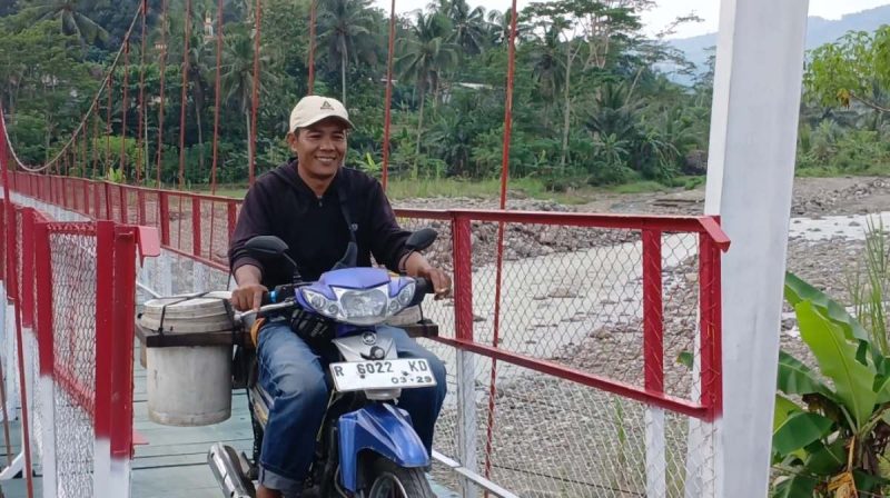 Kondisi jembatan stanmelo setelah di bangun kembali.