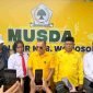 Triana Widodo atau Wiwid Cebong (tengah) terpilih kembali memimpin Golkar Wonosobo.