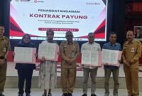 Penandatanganan kontrak payung dua tahunan bersama belasan vendor di Ruang Mangoen Kusumo Setda Wonosobo.