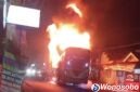 Bus milik perusahaan otobus Putra Perdana terbakar hebat di wilayah Kecamatan Selomerto, Kabupaten Wonosobo.