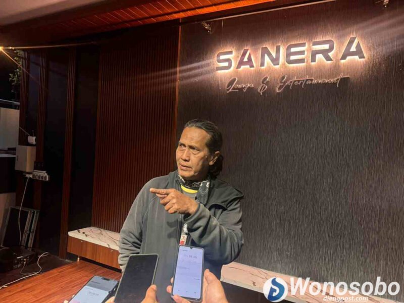 Manager Sanera, Irul saat ditemui.