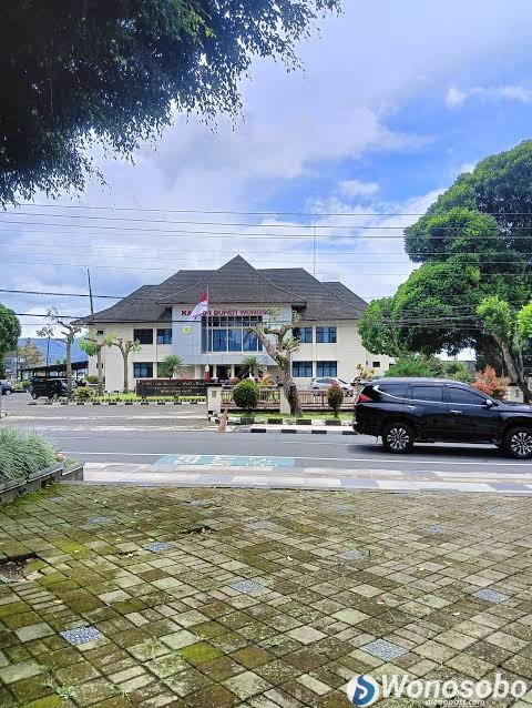 Kantor Pemerintah Kabupaten Wonosobo.
