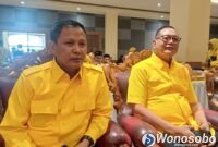 Wakil Ketua DPD Golkar Jateng, Anton Lami Suhadi (kanan) bersama Ketua DPD II Golkar Wonosobo, Imam Teguh.