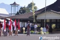 Prosesi serah terima Panji sebagai tanda dimulainya peringatan Hari Jadi Kabupate  Wonosobo.