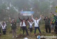 Penanaman di lereng Gunung Kembang, tepatnya di Desa Keseneng, Kecamatan Mojotengah, Kabupaten Wonosobo, Kamis (30/7/2026).