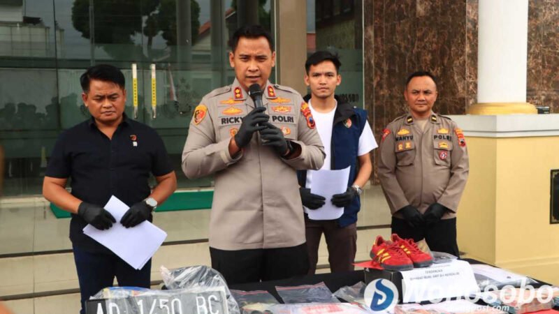 Polres Wonosobo menggelar pers rilis kasus perampokan SPBU Selokromo.