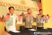 Polres Wonosobo menggelar pers rilis kasus kekerasan sesuai konser dangdut.