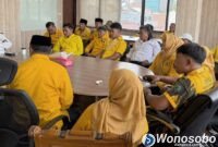 Sejumlah kader Golkar Wonosobo adukan Musda tandingan ke Mahkamah Partai DPP di Jakarta. 