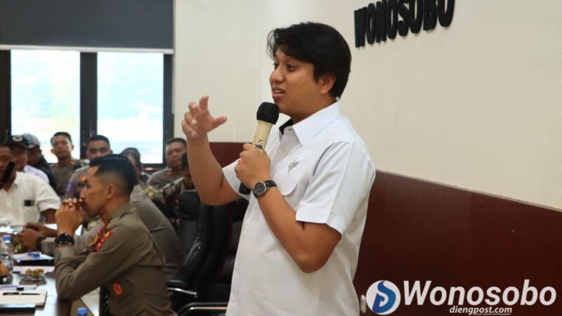 Polres Wonosobo gandeng UI untuk mengkaji persoalan kemacetan lalu lintas di jalur menuju kawasan wisata Dieng.